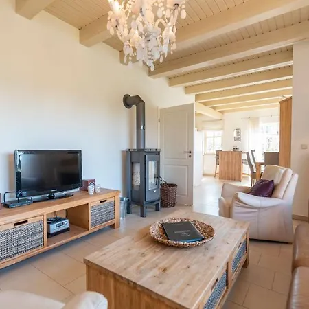 펜션 Ferienhaus Karnin A *