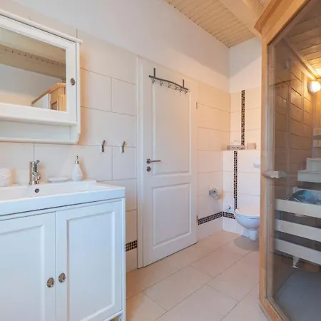 Ferienhaus Karnin A